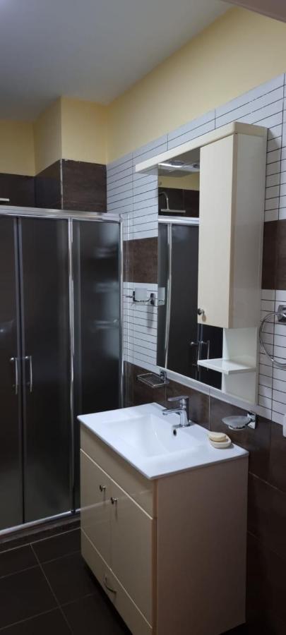 טיראנה New & Great Located Apartment Near Center מראה חיצוני תמונה